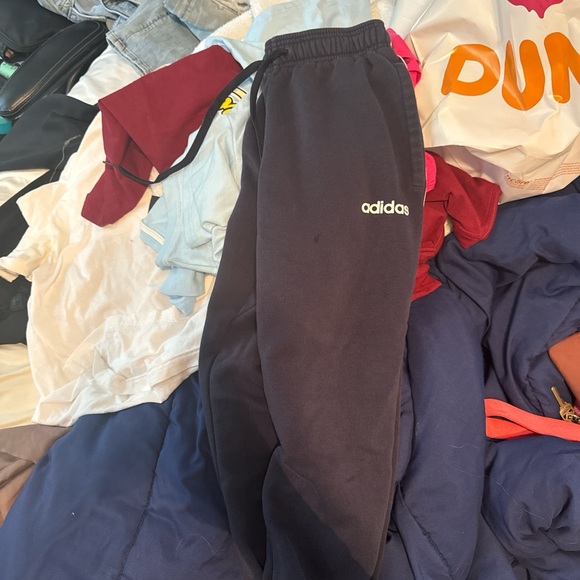 Adidas pants size medium worn 2 times - Picture 2 of 3